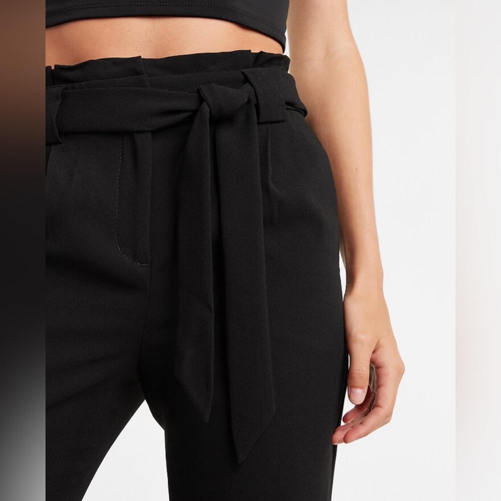 Express High Waisted Paperbag Ankle Pant | Black | Size 8 | Great Condition